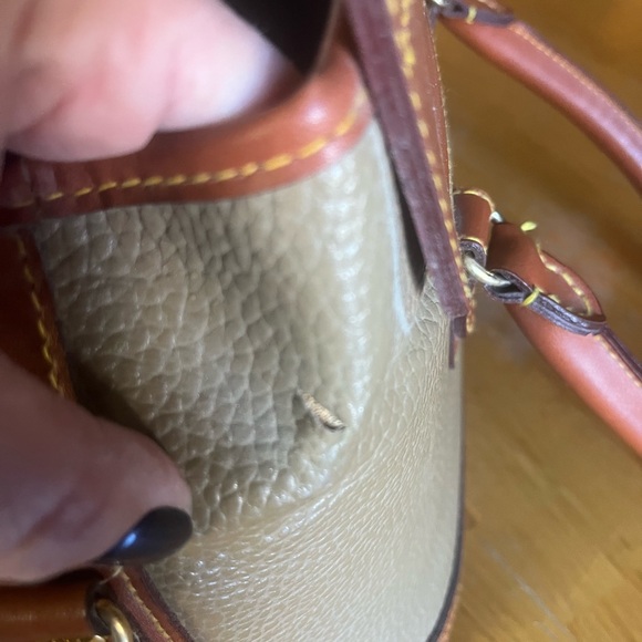 Unique Dooney & Burke Purse - Picture 12 of 14